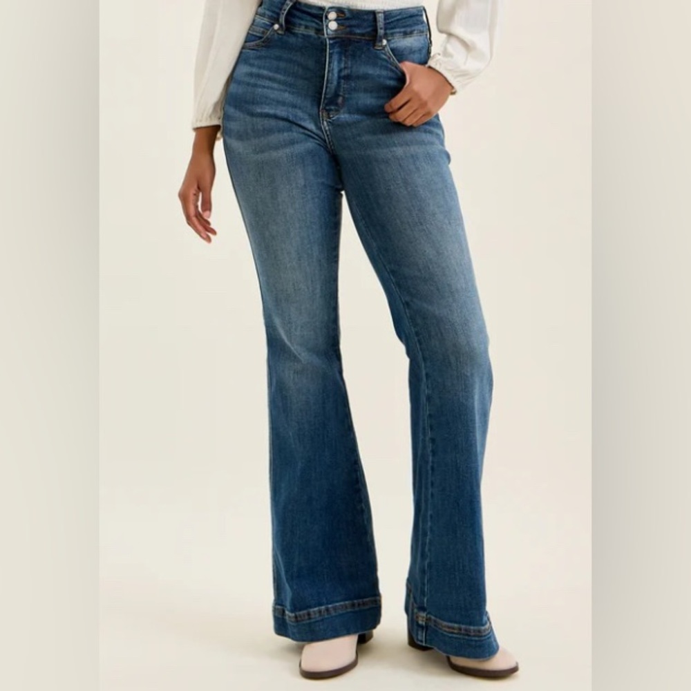 Judy Blue Tummy Control Flare Jeans Size 25 (1=Size 0) - Runs Large:Size Down